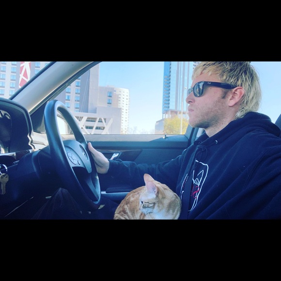 Meet your Posher, Aaron - Picture 1 of 1